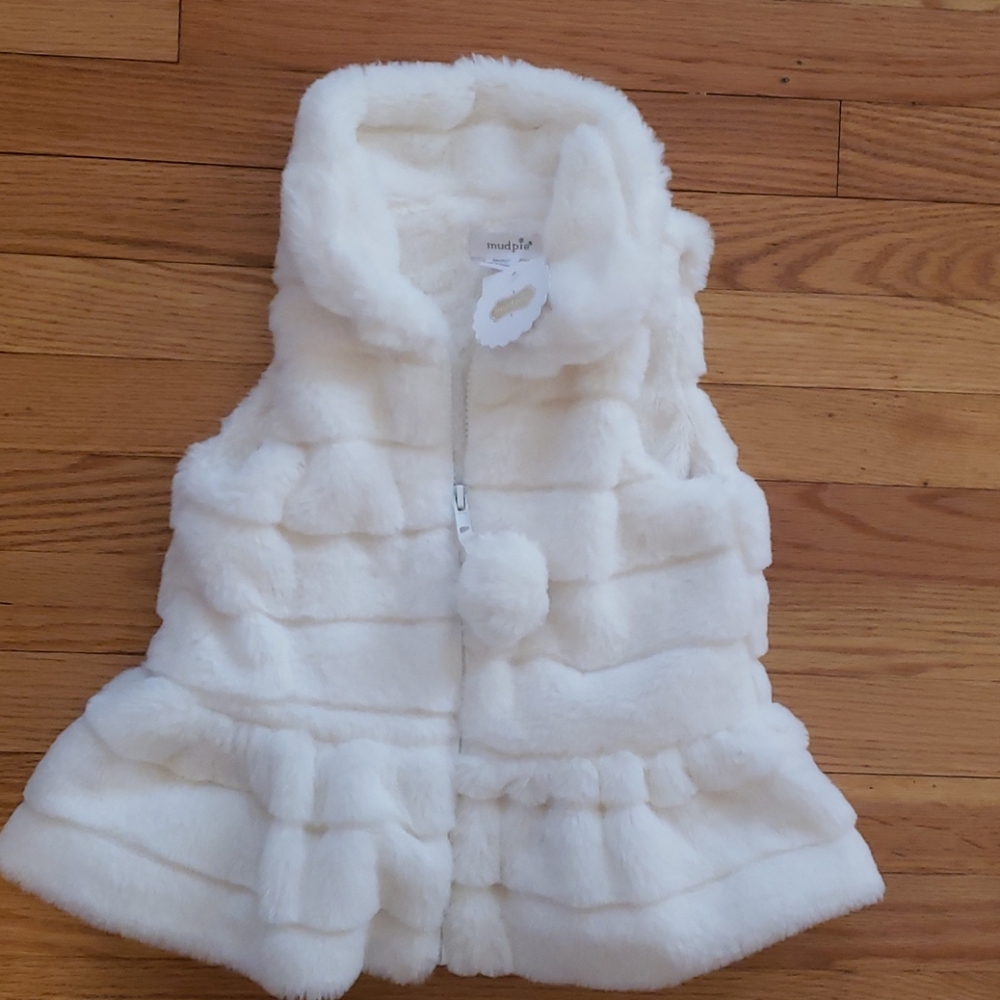 Mudpie faux fur peplum vest NWT